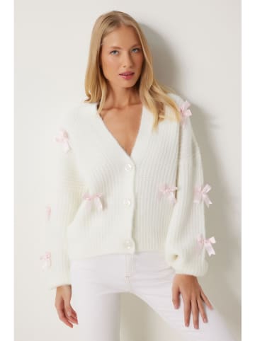 Happiness Istanbul Cardigan in Creme