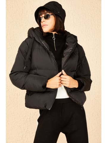Happiness Istanbul Winterjacke in Schwarz