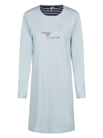 by Louise Nachthemd in Hellblau