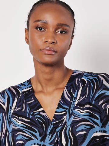 Apricot Bluse in Dunkelblau/ Hellblau