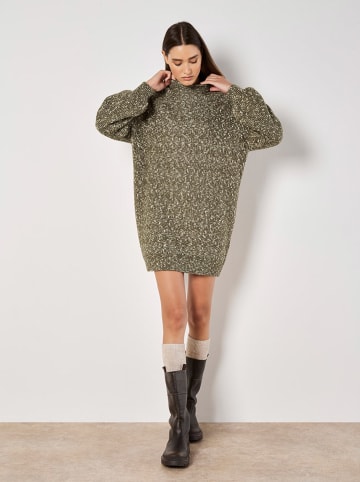 Apricot Strickkleid in Khaki/ Weiß