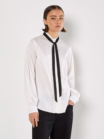 Apricot Blouse wit