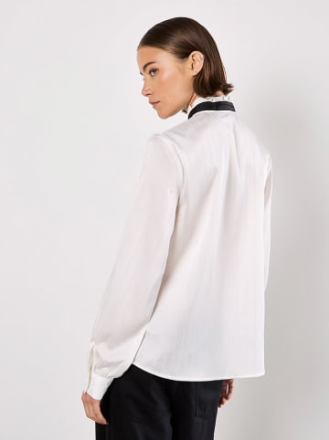 Apricot Bluse in Weiß