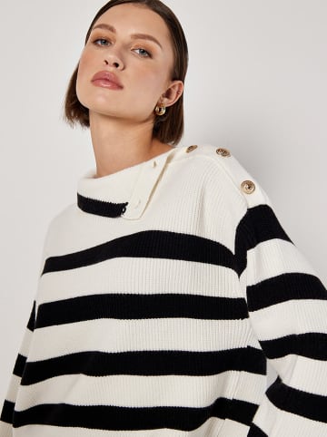 Apricot Pullover in Weiß/ Schwarz