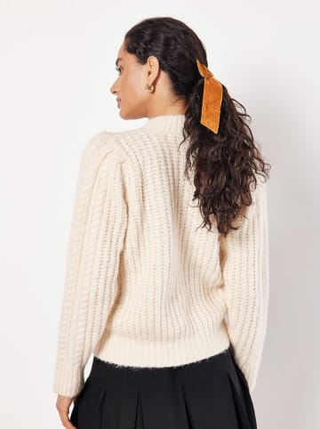 Apricot Sweter w kolorze kremowym