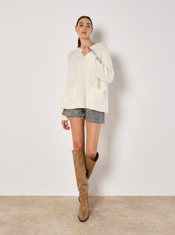 Apricot Sweter w kolorze kremowym