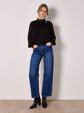 Apricot Blouse zwart