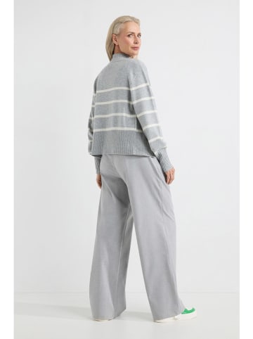 Josephine & Co Cardigan in Hellgrau/ Weiß