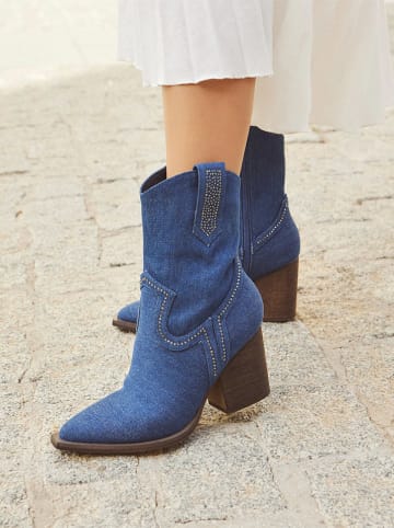 Bellucci Boots in Blau