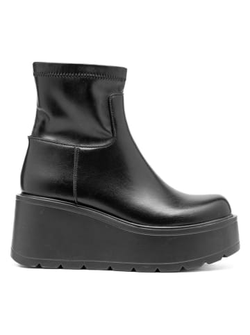 C'M Boots in Schwarz