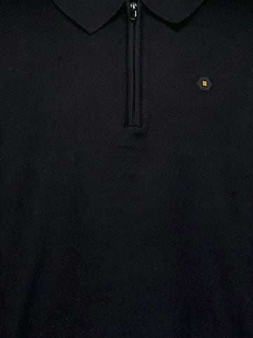 No Excess Pullover in Schwarz