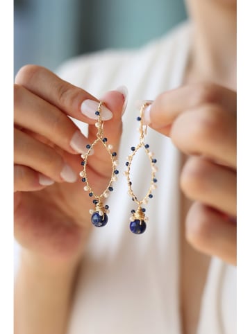 Pierres delicates Vergulde oorhangers met edelstenen