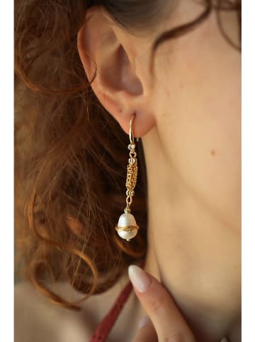 Pierres delicates Vergulde oorhangers met edelstenen