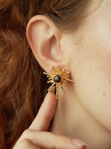 Pierres delicates Vergulde oorstekers met edelstenen