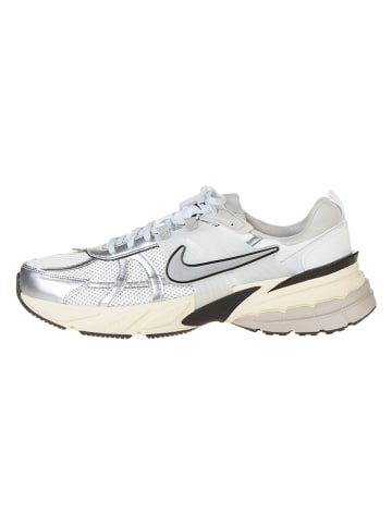 Nike Sneakers "V2K Run" in Weiß/ Silber