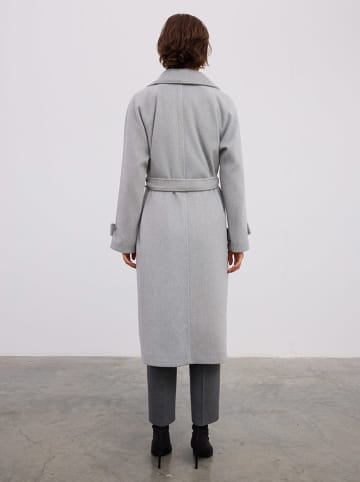 BGN Płaszcz przejściowy w kolorze jasnoszarym