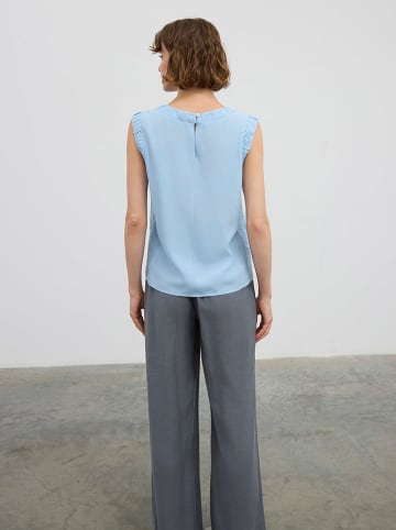 BGN Blusentop in Hellblau