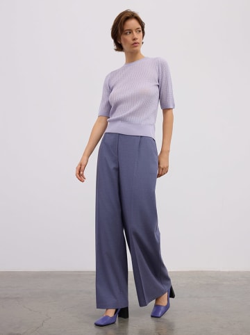 BGN Sweter w kolorze lawendowym