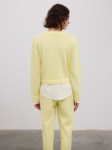 BGN Sweter w kolorze żółtym