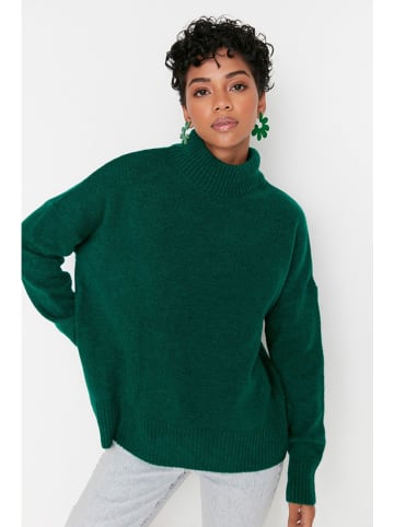 trendyol Rollkragenpullover in Grün