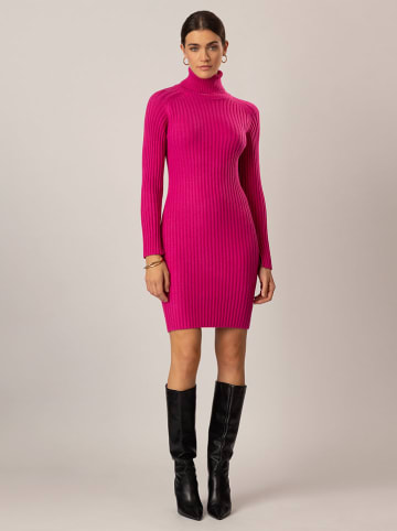 APART Sukienka dzianinowa w kolorze różowym