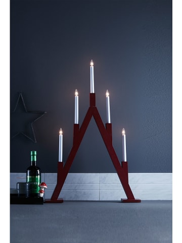 Marksljöd Lampa adwentowa "Bjurfors" w kolorze czerwonym - 56 x 77 cm