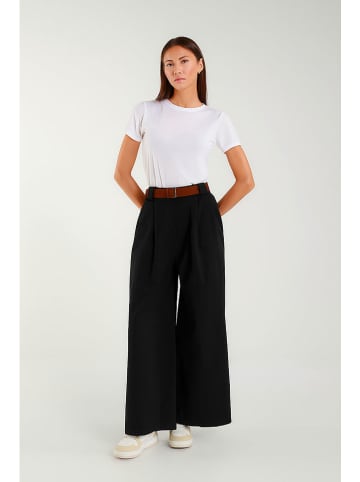 Tamba Culotte mit Gürtel in Schwarz