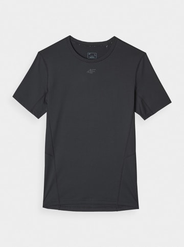 4F Trainingsshirt in Schwarz