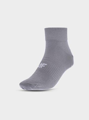 4F Skarpety (3 pary) w kolorze granatowy, szarym i białym