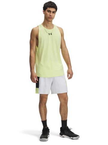 Under Armour Trainingsshorts in Weiß