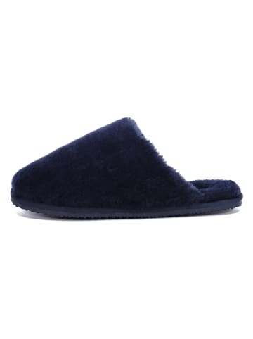 ISLAND BOOT Kapcie "Faya" w kolorze granatowym