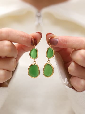 L'Atelier de Gaia Vergulde oorhangers met edelstenen