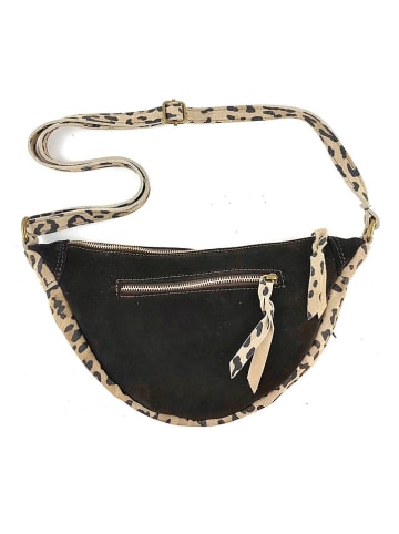 Marlon Leder-Brustbeutel in Schwarz - (B)35 x (H)16 x (T)8 cm