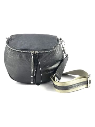 Marlon Leder-Brustbeutel in Anthrazit - (B)24 x (H)19 x (T)16 cm