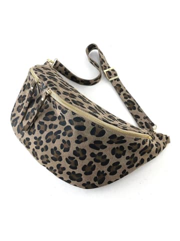 Marlon Leder-Brustbeutel in Taupe - (B)50 x (H)20 x (T)15 cm