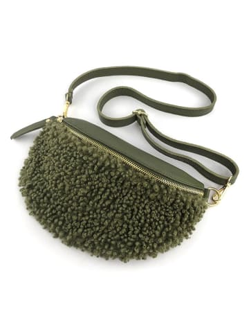 Marlon Leder-Brustbeutel in Khaki - (B)26 x (H)16 x (T)7 cm