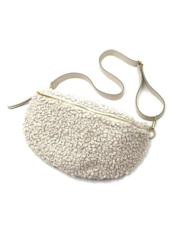 Marlon Brustbeutel in Creme - (B)26 x (H)18 x (T)10 cm