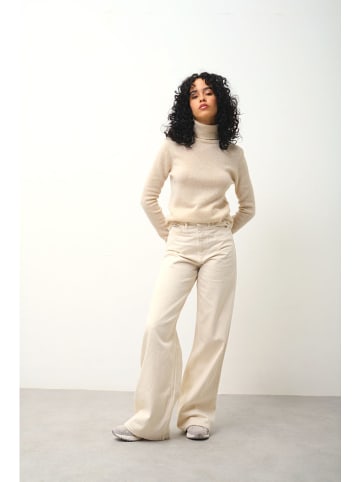 AUTHENTIC CASHMERE Kaszmirowy golf "Bise" w kolorze kremowym