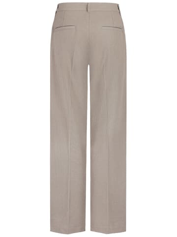 Sublevel Hose in Grau