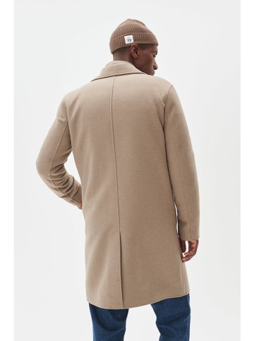 Matinique Mantel in Beige