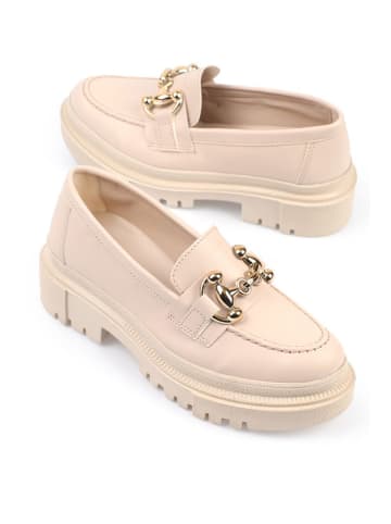 trendyol Mokassins in Creme