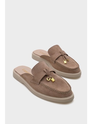 trendyol Slipper in Hellbraun