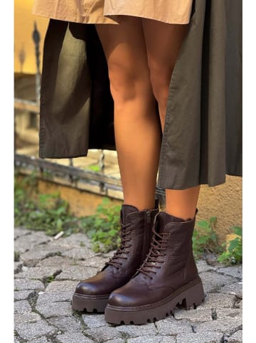 trendyol Leder-Boots in Braun