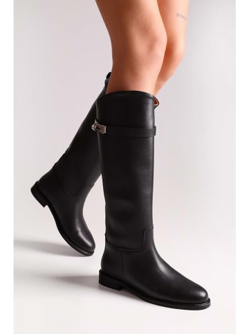 trendyol Stiefel in Schwarz