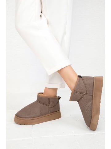 trendyol Ankle-Boots in Braun