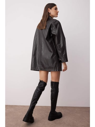 trendyol Stiefel in Schwarz