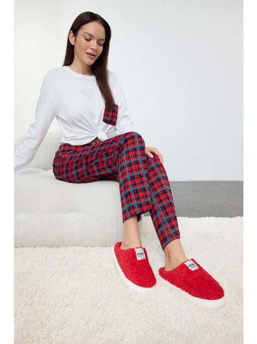 trendyol Hausschuhe in Rot