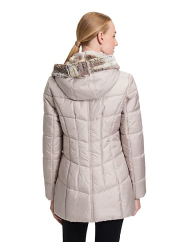 Betty Barclay Doorgestikte mantel beige