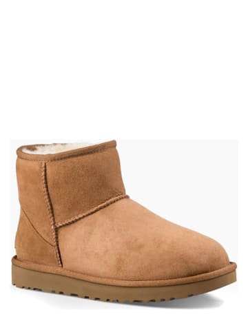 UGG Botki zimowe "Classic Mini II" w kolorze karmelowym ze skóry jagnięcej