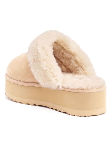 Mandel Slipper "Sabina" in Beige